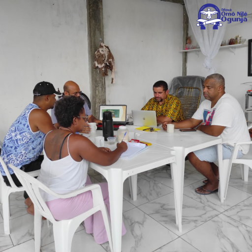 Reunião com a equipe do Projeto Agogô - o enunciado que faz acontecer